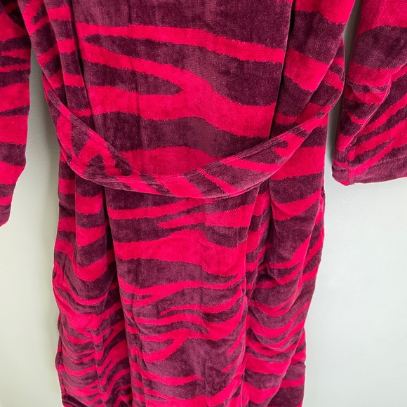 Roberto Cavalier Unisex Zebra Shawl Bathrobe Red Size XXL - Picture 11 of 15